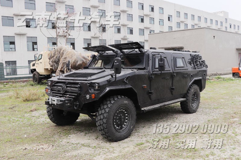 东风猛士,CSK162,防护型突击车,6座猛士车,高机动越野车,四驱猛士车