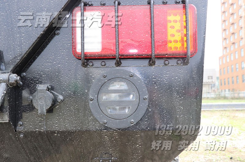 东风猛士,CSK162,防护型突击车,6座猛士车,高机动越野车,四驱猛士车