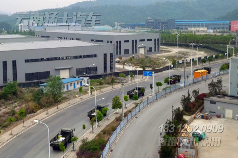 东风卡车出口,EQ2102G,东风六驱卡车,越野卡车,东风经典车型,3.5吨货车