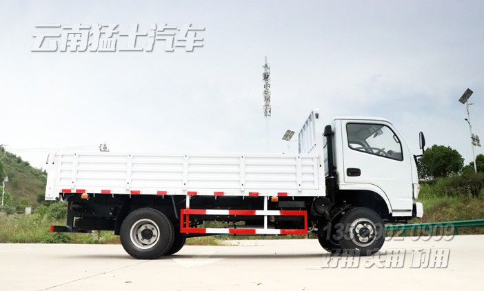 东风小四驱,右舵卡车,东风轻卡,东风福瑞卡,四驱越野卡车,四驱越野底盘