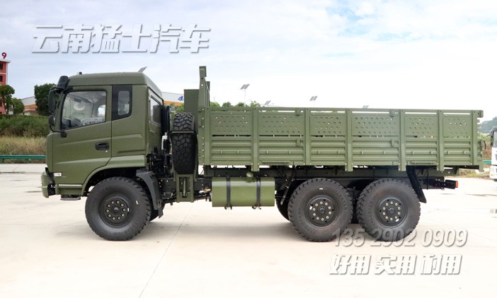 东风天锦出口车,越野运兵车,越野卡车,六驱卡车,6*6越野载货车