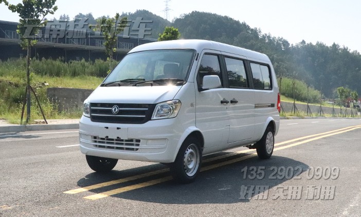 微型客车,小型客车,东风面包车,EQ6400,7座客车
