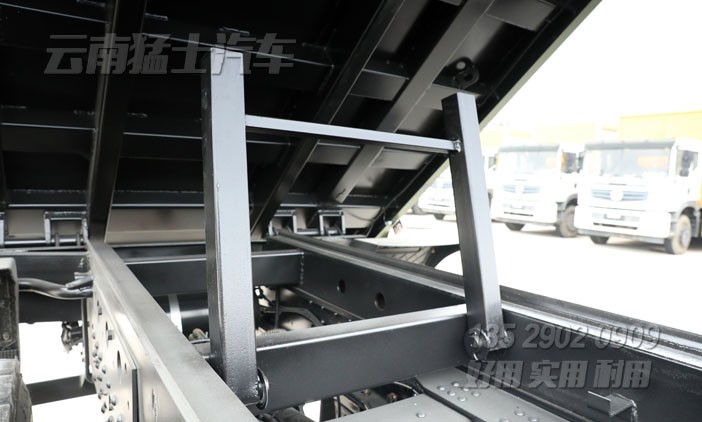 东风大力神,DFL3258自卸汽车,大力神自卸车,6*4商用卡车,25吨重型自卸车,工地运输车,拉土方拉石方,东风商用车出口