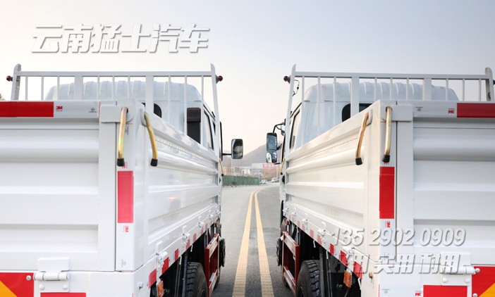 右舵卡车,双排卡车,出口专用车定制,4*4右驾货车,越野卡车,全驱车出口