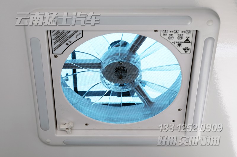 四驱依维柯房车,房车内饰,房车布局,房车功能,房车设计厂家