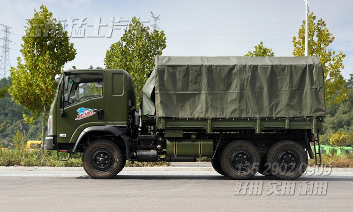 山猫越野车,六驱卡车,12座运兵车,载货运输车,平头2082,6*6越野运输车,出口多用途车