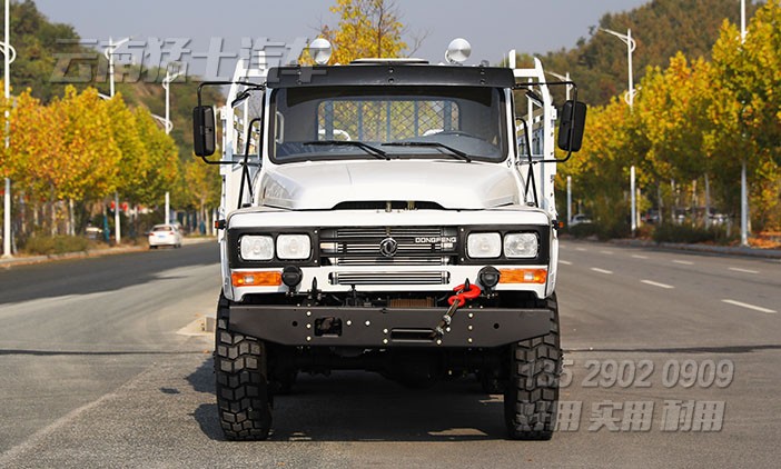 山地卡车,多功能山地卡车,全驱运输车,东风EQ240,越野载货汽车
