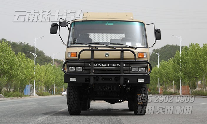 东风EQ2102NJ,六驱越野卡车底盘,越野专用车底盘,东风153高配,210马力双排卡车,轮胎充放气,后置绞盘