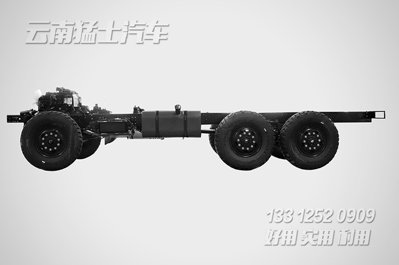 EQ2102,三类底盘,底盘改装,越野专用车,底盘性能,全驱底盘