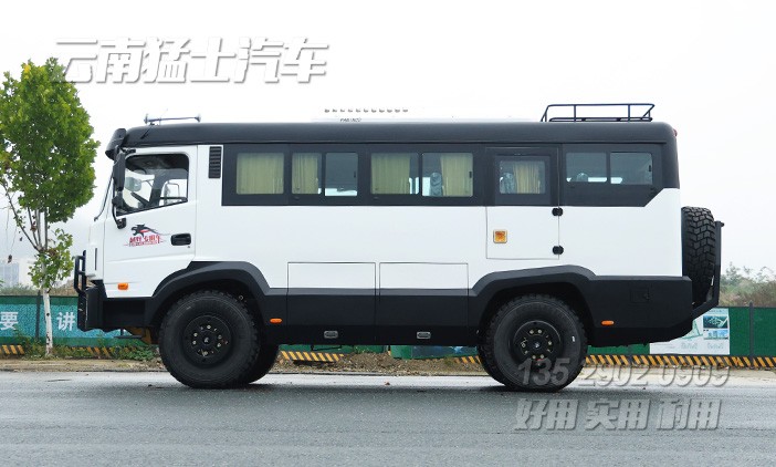 四驱客车,越野客车,23座客车,村村通,矿区通勤车,高底盘客车,观光车