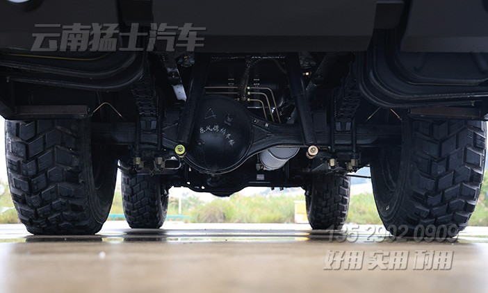 四驱客车,越野客车,23座客车,村村通,矿区通勤车,高底盘客车,观光车