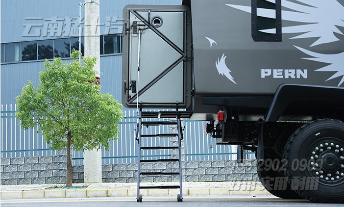 移动厢客,舱客车,10座方舱车,移动方舱车,四驱越野专用车,多功能厢客