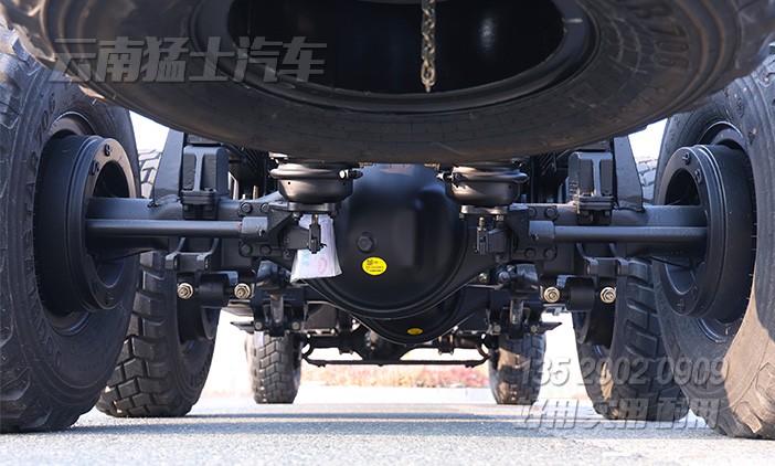 特种改装车,260马力底盘,六驱尖头底盘,25吨越野专用车,底盘出口定制,全驱专用车底盘