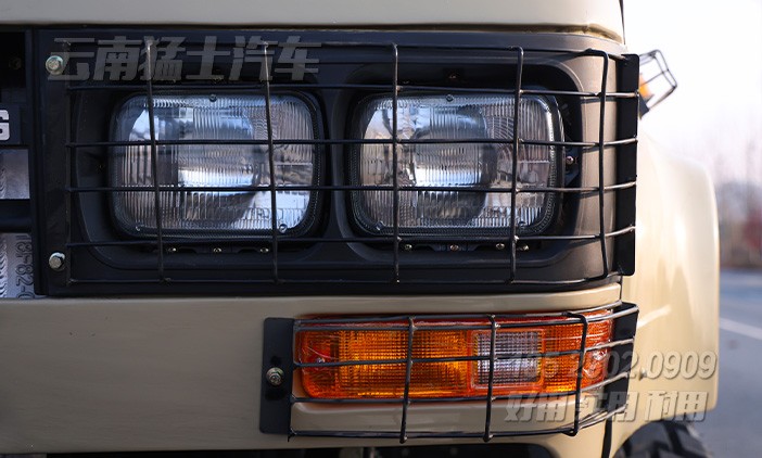 特种改装车,260马力底盘,六驱尖头底盘,25吨越野专用车,底盘出口定制,全驱专用车底盘