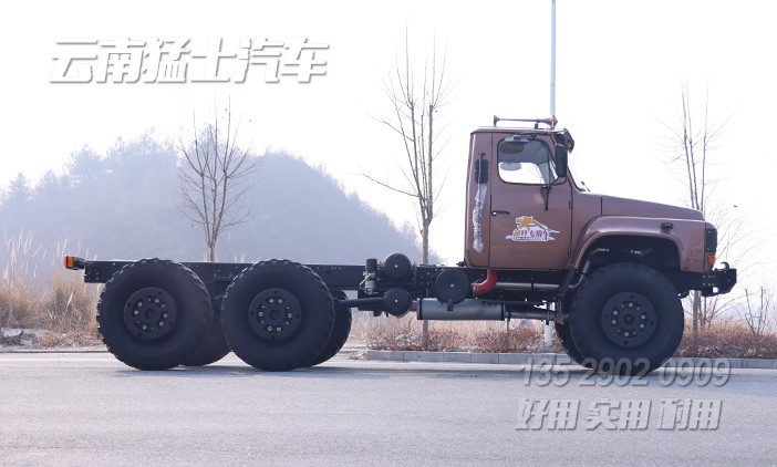 东风245,全驱卡车底盘,越野专用底盘