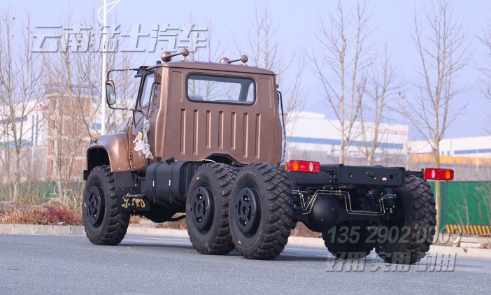 东风245,全驱卡车底盘,越野专用底盘