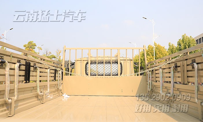 EQ2100,六驱越野卡车,3.5吨全驱货车,出口越野货车,东风6*6