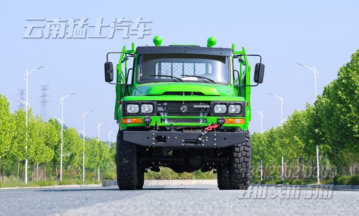 出口车定制,出口型越野车,东风240,EQ2082越野卡车,六驱货车