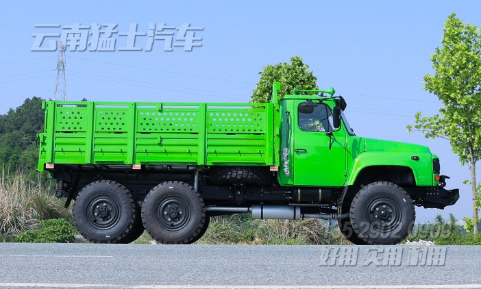 出口车定制,出口型越野车,东风240,EQ2082越野卡车,六驱货车