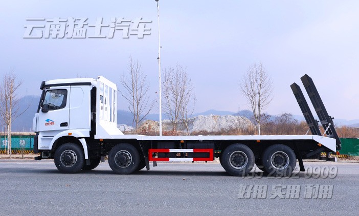 挖机运输车,平板运输车,四桥平板车,重型平板车,8米平板车