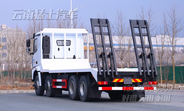 挖机运输车,平板运输车,四桥平板车,重型平板车,8米平板车
