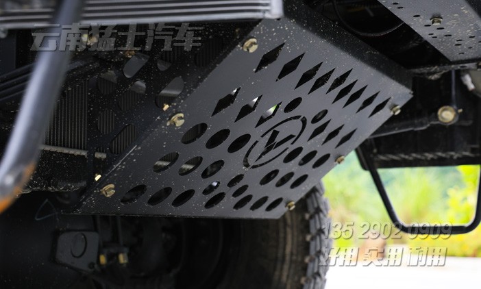 东风轻卡,4吨自卸车,小四驱自卸车,全驱越野车,自卸车配置报价,东风4×4