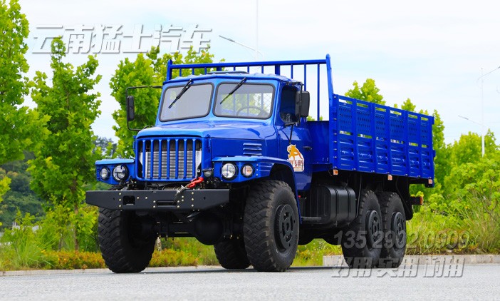 东风6*6,EQ2100,长头越野卡车,平板载货汽车,4.8米货箱