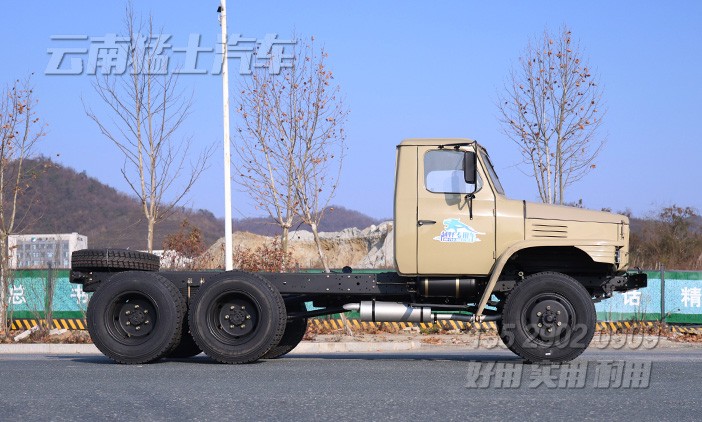 升级款EQ2082,六驱后八轮,长头后双胎,6×6尖头,越野专用车底盘,底盘改装