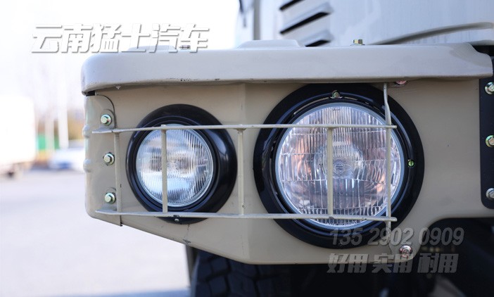升级款EQ2082,六驱后八轮,长头后双胎,6×6尖头,越野专用车底盘,底盘改装