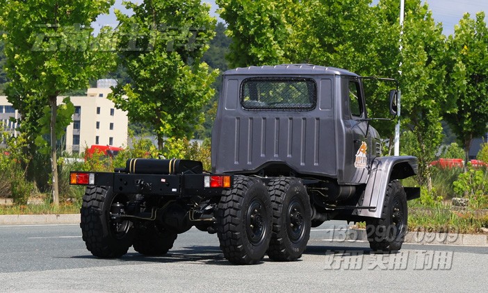 东风经典卡车,EQ2082E6DJ,全驱越野底盘,老东风尖头,长头六驱卡车,底盘改装