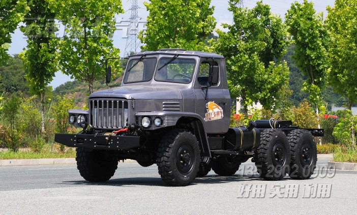东风经典卡车,EQ2082E6DJ,全驱越野底盘,老东风尖头,长头六驱卡车,底盘改装