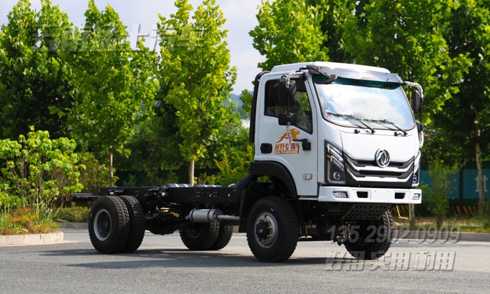全驱山地运输车,4×4轻型卡车,卡车二类底盘,小型特种车底盘,特种车底盘改装厂家,东风轻卡底盘,二类底盘出口